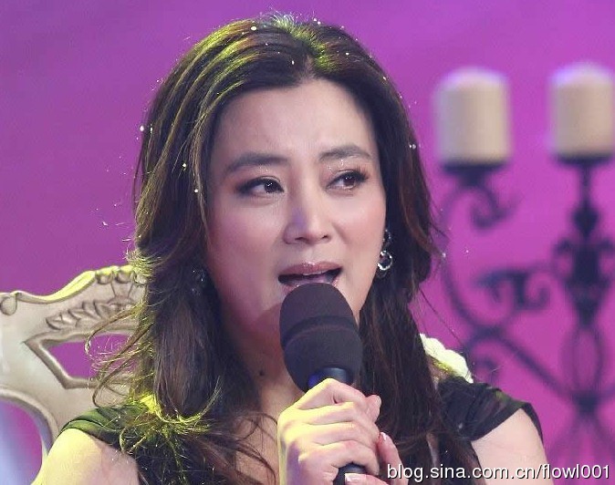 Nữ diễn viên, ca sĩ Lý Linh Ngọc.